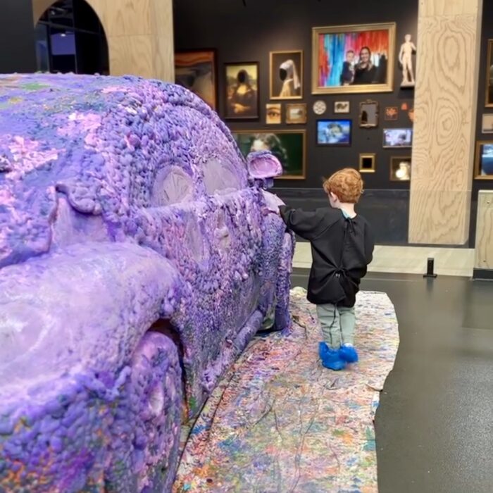 MoPA: Museum of Play and Art (Sandringham) paint a car